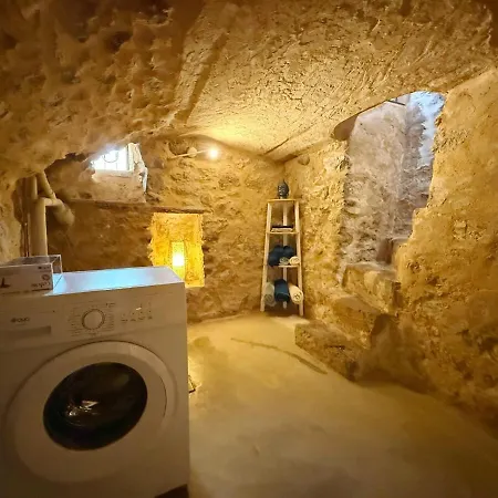 Apartment La Grotte Provencale A *