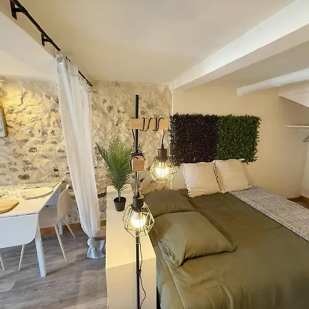 Apartment La Grotte Provencale A Sisteron