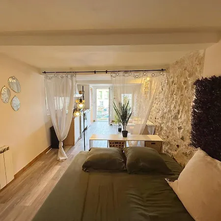 La Grotte Provencale A * Sisteron