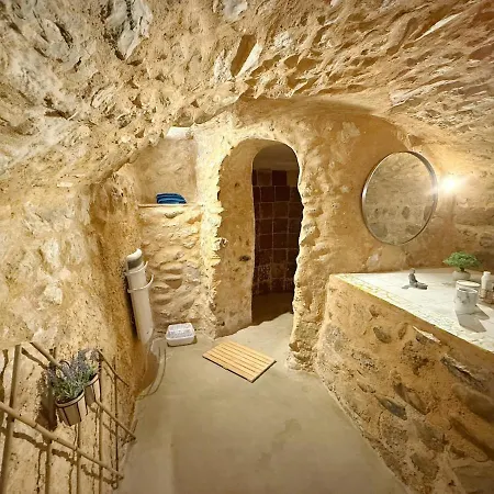 La Grotte Provencale A Apartment Sisteron