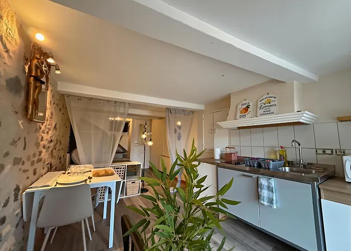 La Grotte Provencale A Apartmán